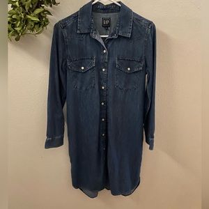 GAP Denim Shirtdress - Small Petite/Like New - Pearl Buttons down front/on cuffs